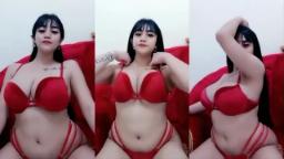 Tante Cantik Montok Live BH Merah