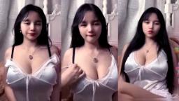 Kienzy TikTok Toket Gede Naik Turun Geter