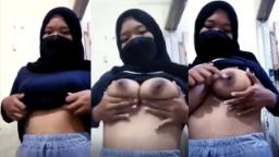 ABG Hijab Toket Bulat Sange Mendesah